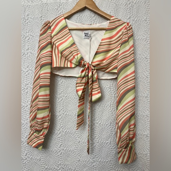Princess Polly Halle Long Sleeve Top Size 6 Multi Cropped Summer Retro Sexy NWT - Picture 15 of 16